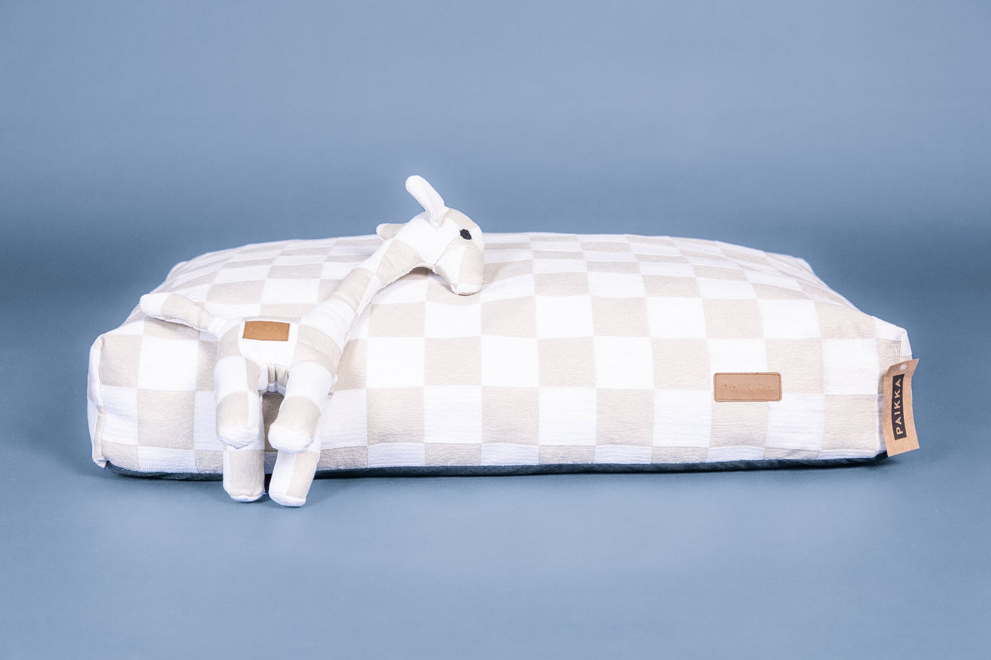 PAIKKA Giraffe -lelu Nordic Pet Shop