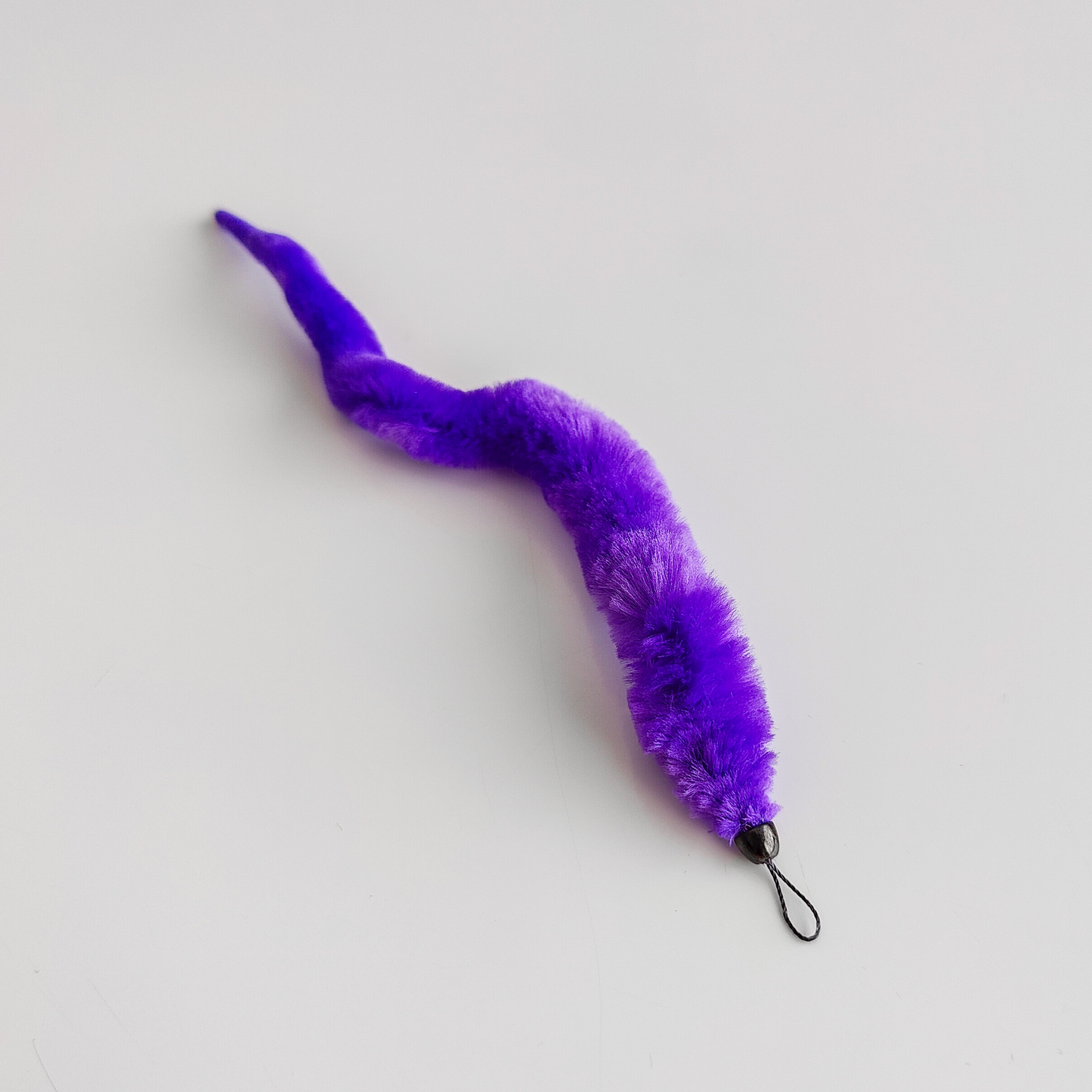 Yugie Toys Onkilelu + 2 kpl Matonen -Kissasyöttiä, violetti & vihreä