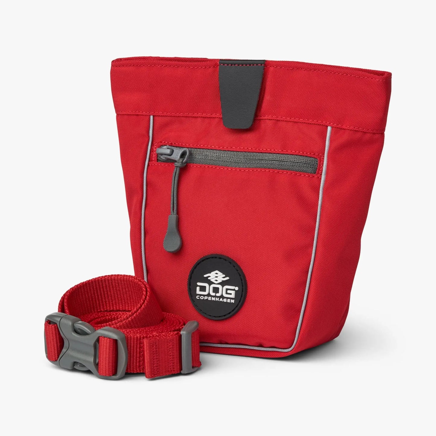 DOG Copenhagen GO Explore Treat Bag -makupalatasku, classic red