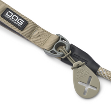 DOG Copenhagen Flexy Poop Bag Holder -kakkapussipidike, desert dune