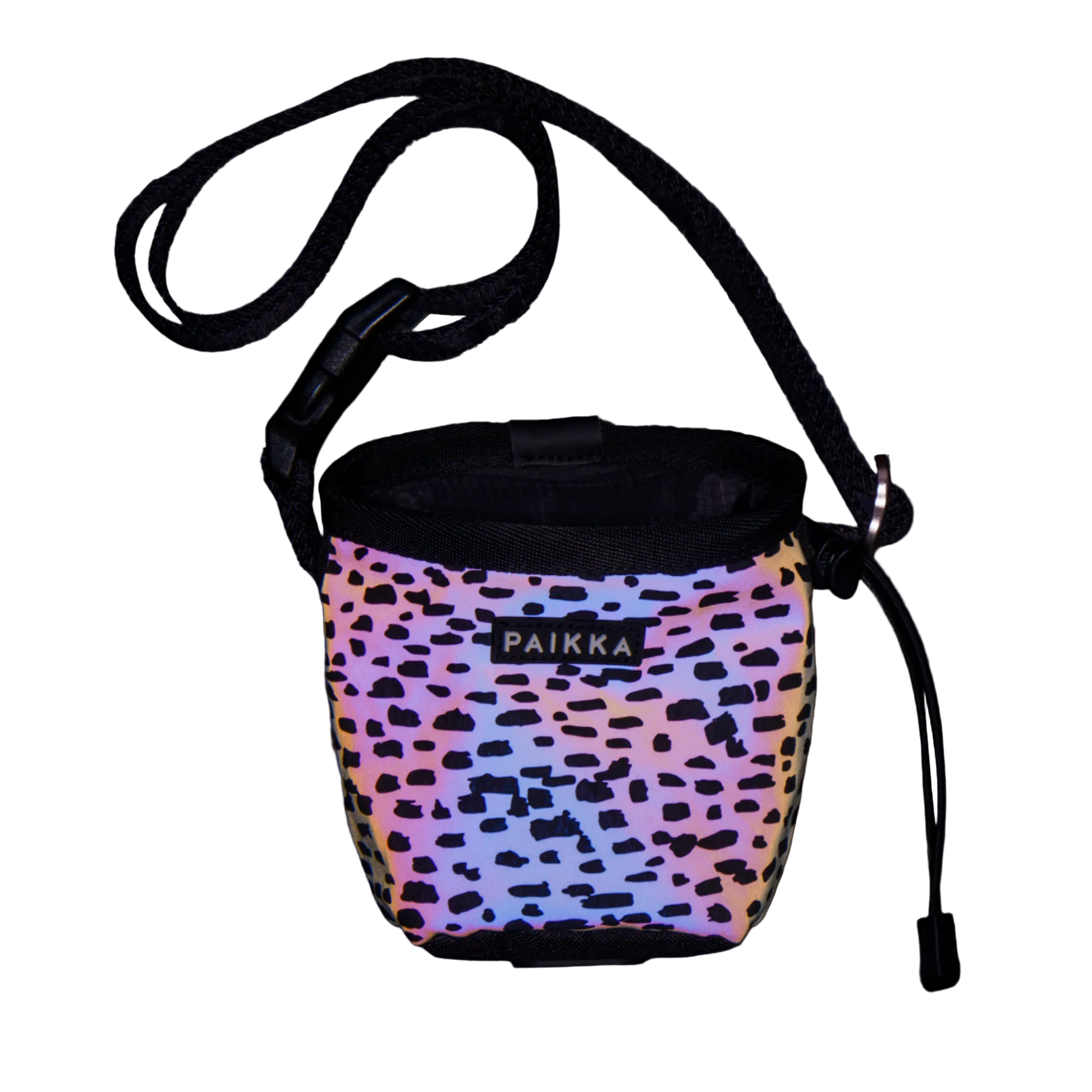 PAIKKA Treat Pouch with Belt 2.0 pimeässä hohtava namipussukka koirille treeni- tai lenkkiherkkujen säilytykseen